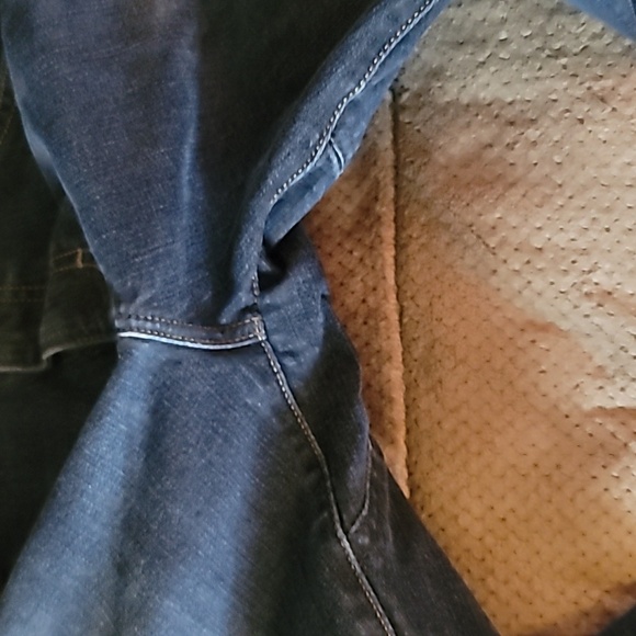 Lee Extreme Motion Athletic Fit Jeans - Picture 7 of 7